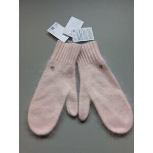 NWT Lululemon Fuzzy Cashmere Mittens Size XS/S Butter Pink